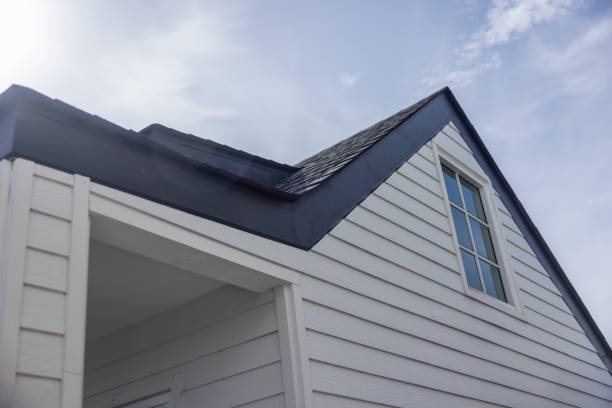 How To Choose The Right Materials for Your Siding Installation in 'Girard, OH